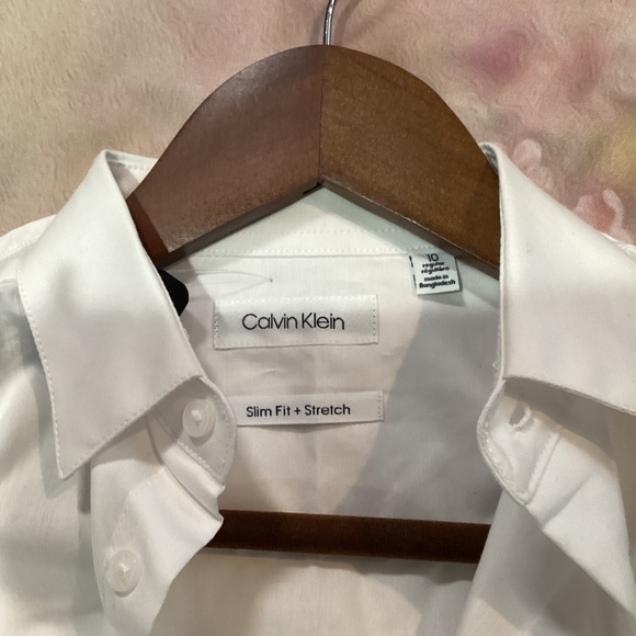 75. Calvin Klein Boys Button-up Shirt NWT Size 10 - Picture 3 of 3